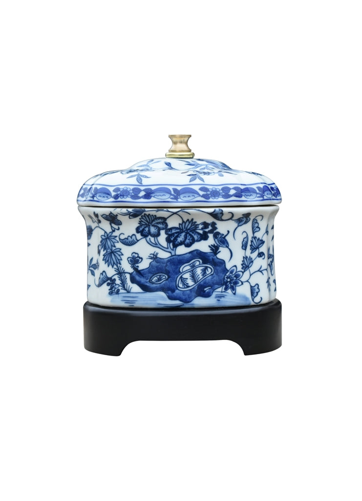 Oval Porcelain Lamp