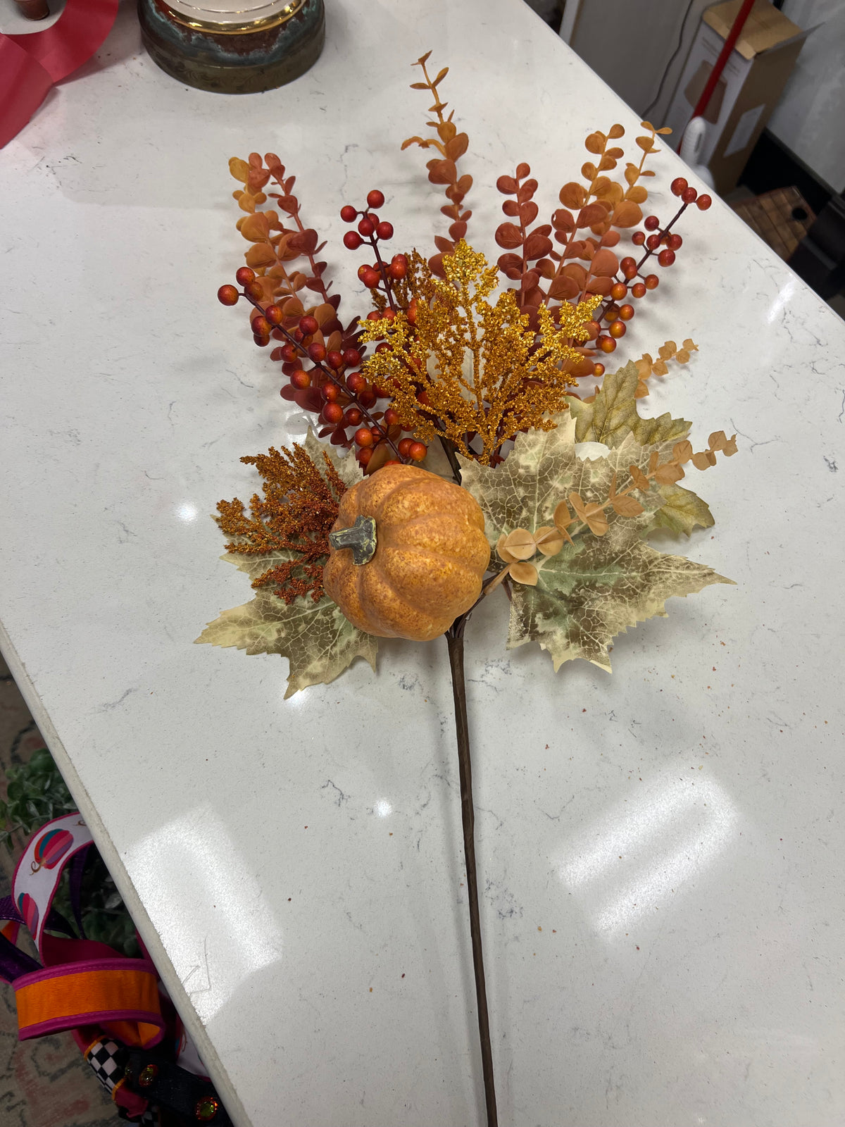 32 in Pumpkin, Foliage & Berry Pick