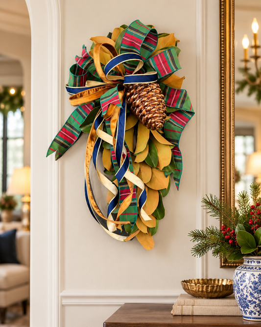 Highland Holiday Magnolia Swag