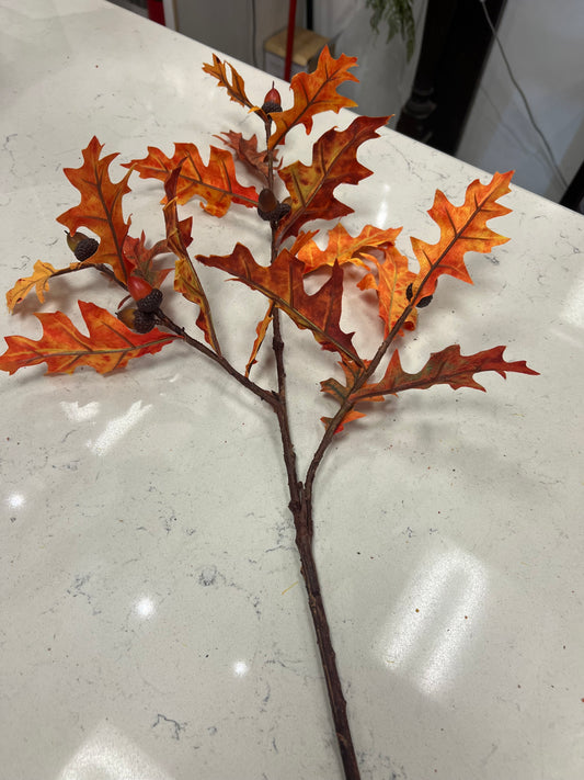 32” Oak Leaf & Acorn Spray